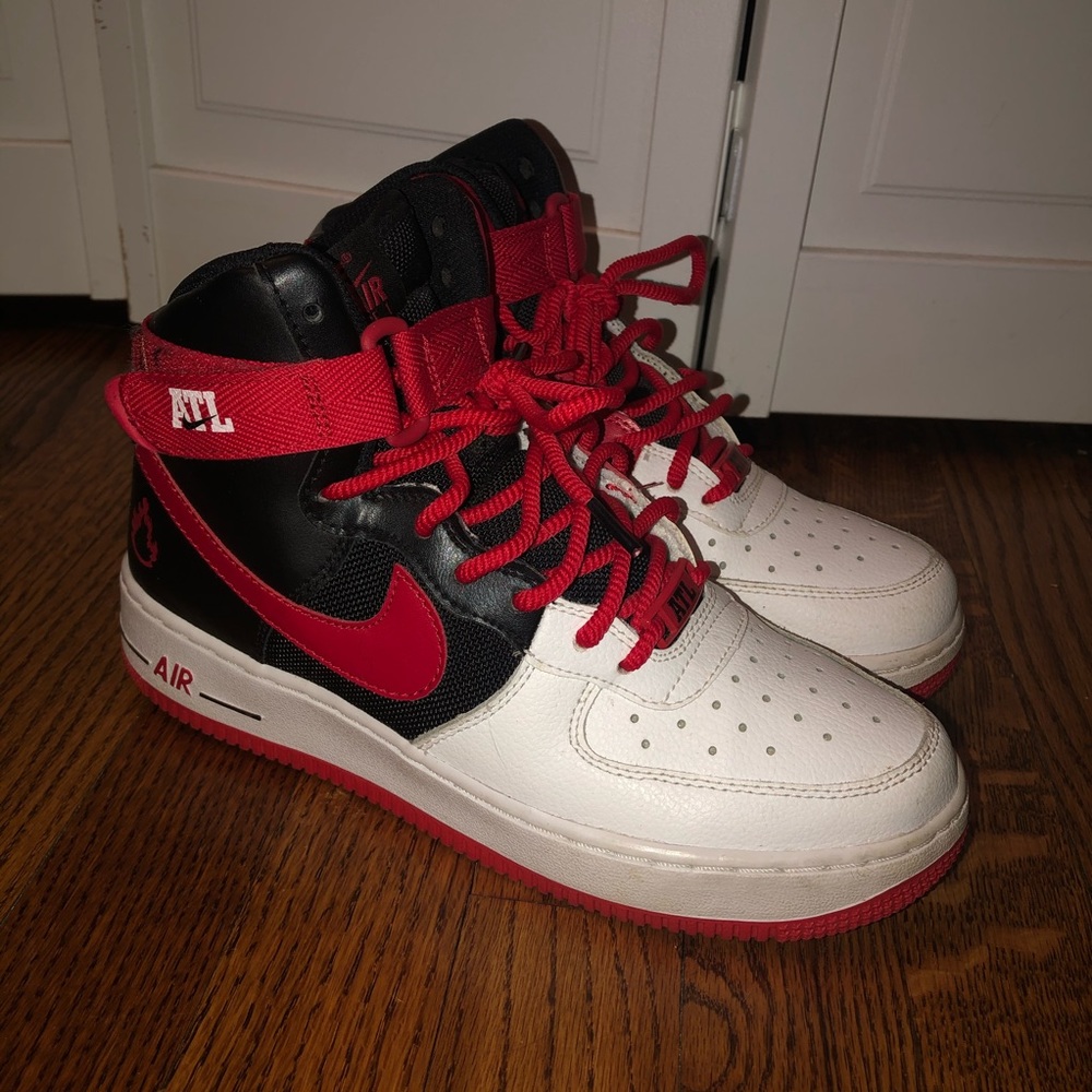 nike air force 1 ATL